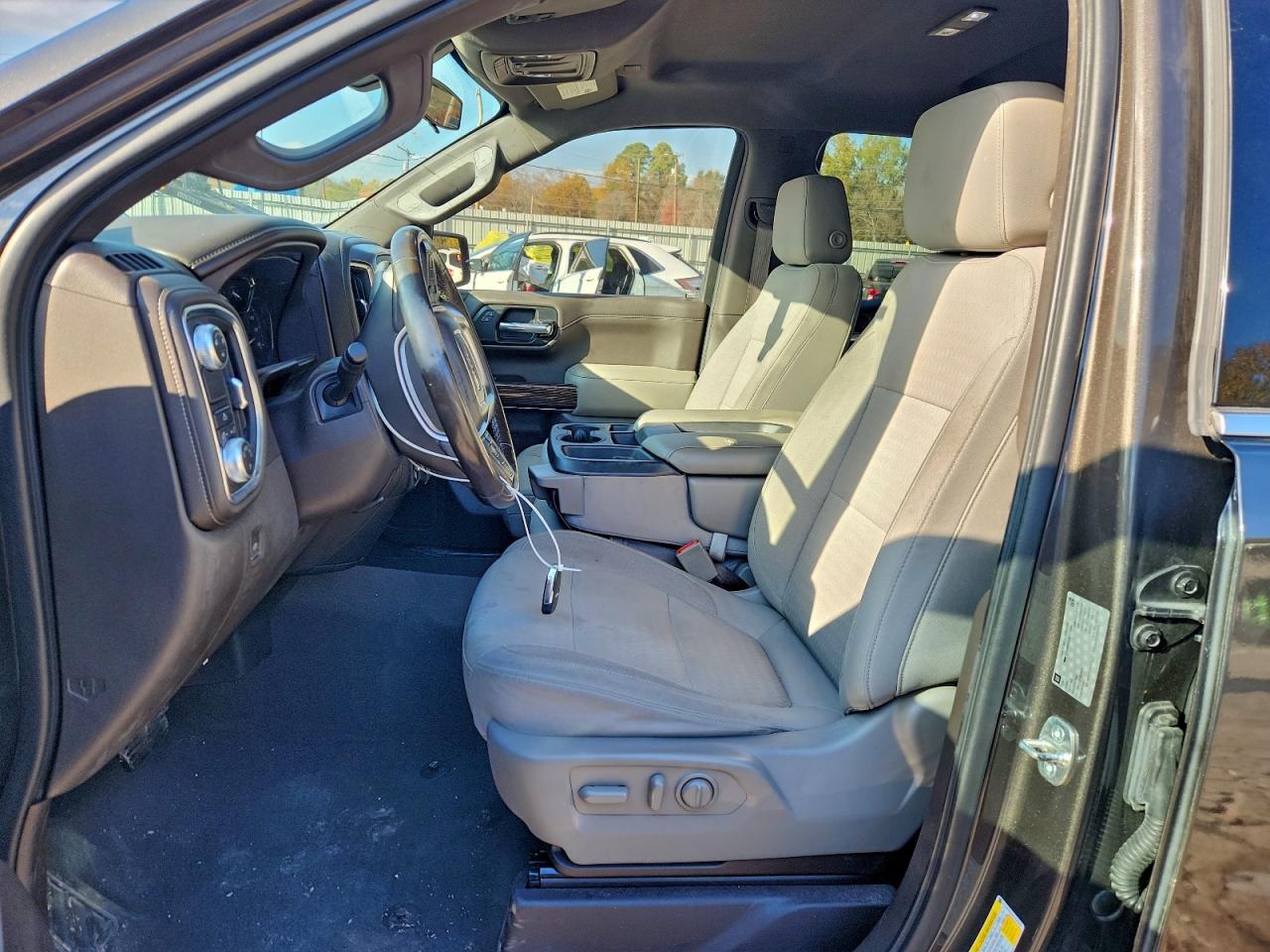 2019 GMC SIERRA C1500 SLE photo 7