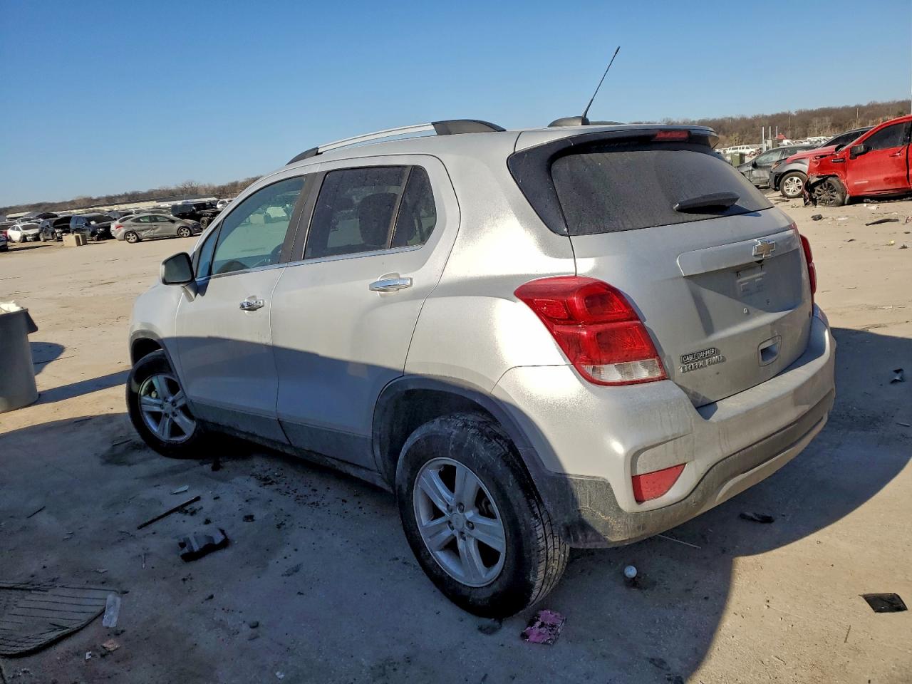 2019 CHEVROLET TRAX 1LT photo 3