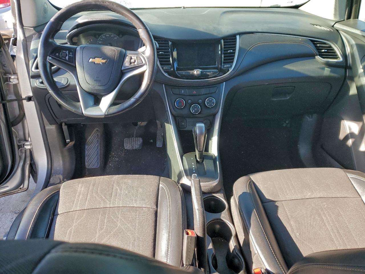 2019 CHEVROLET TRAX 1LT photo 15
