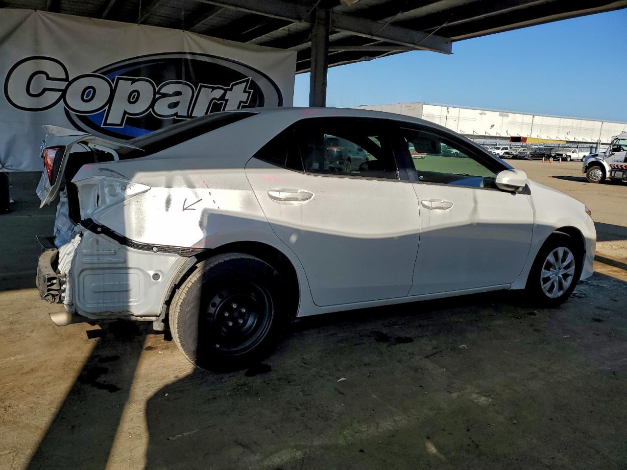 2017 TOYOTA COROLLA LE ECO photo 3