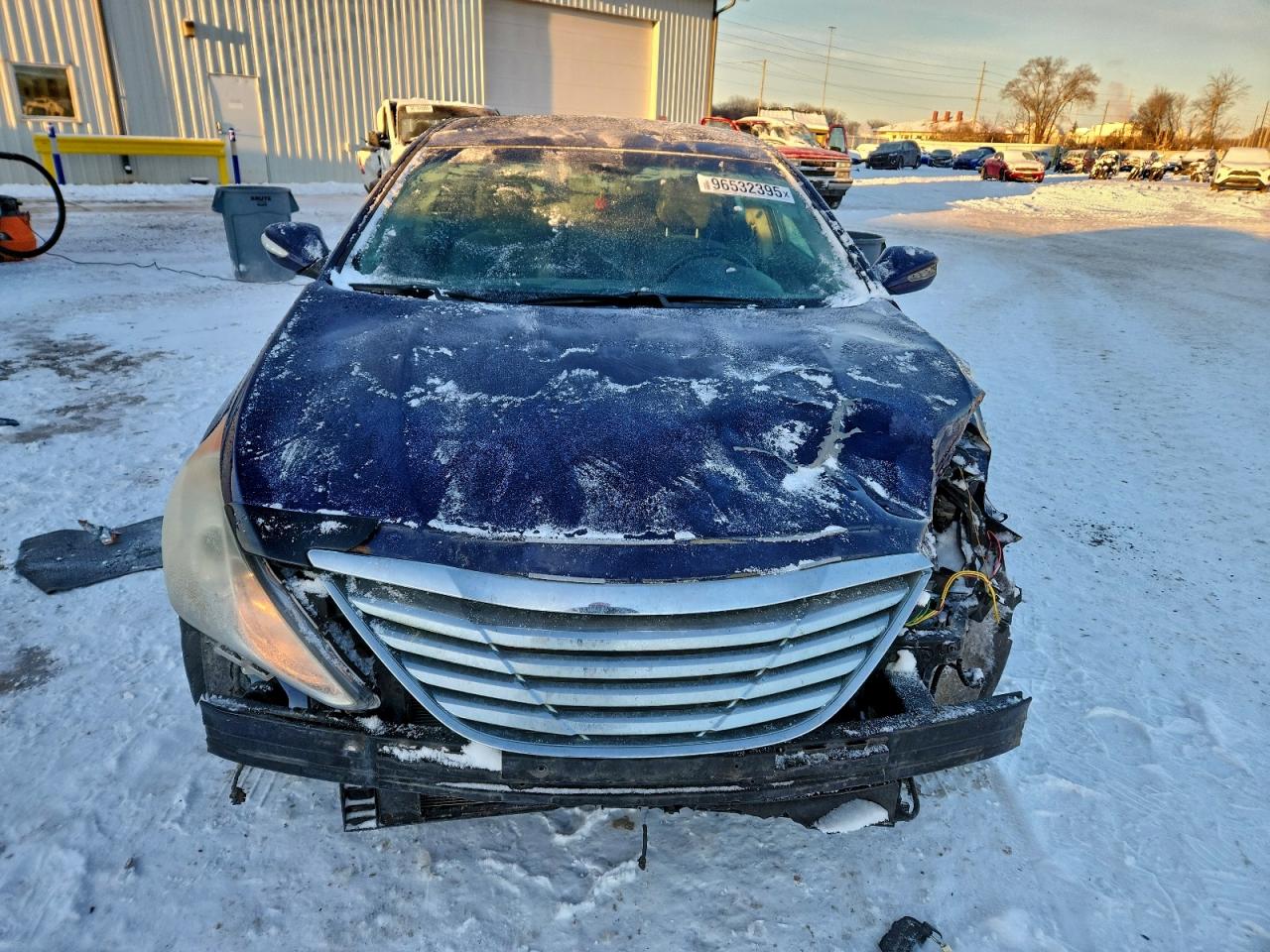 2011 HYUNDAI SONATA SE photo 5