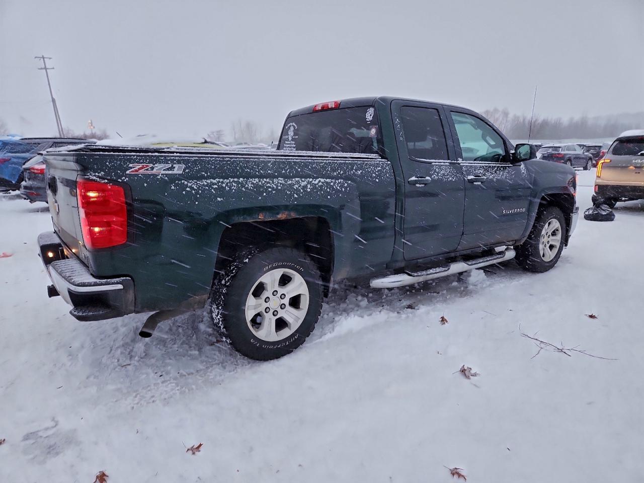 2015 CHEVROLET SILVERADO K1500 LT photo 3