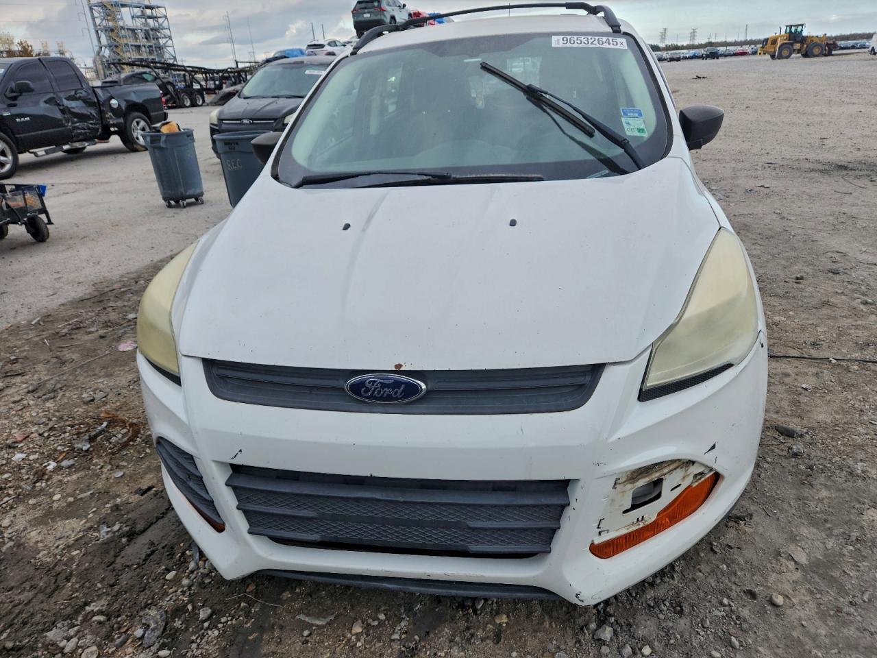 2015 FORD ESCAPE S photo 13
