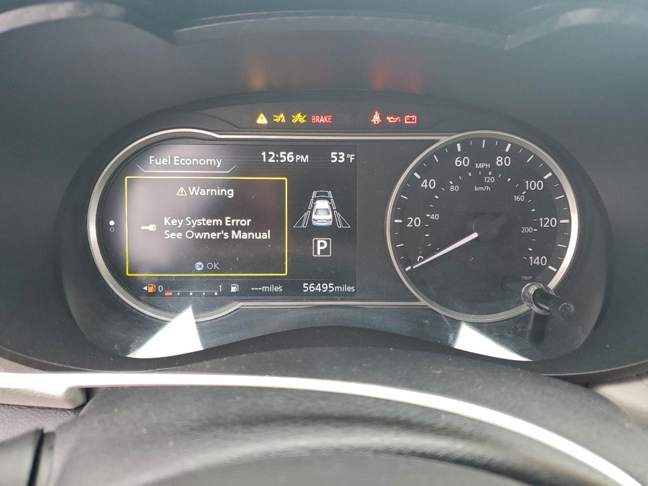 2021 NISSAN VERSA SV photo 9