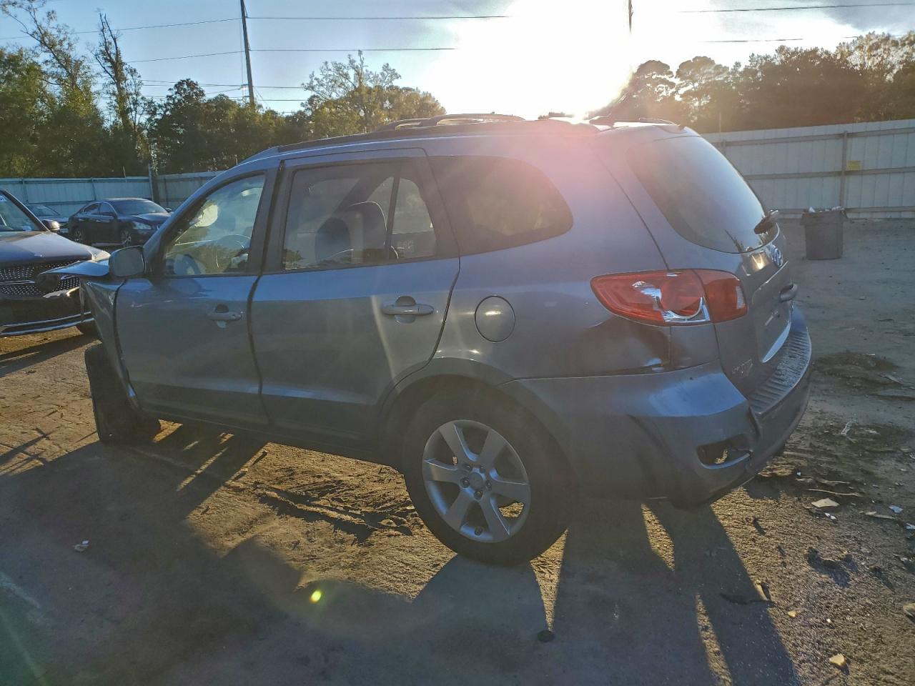 2009 HYUNDAI SANTA FE SE photo 2