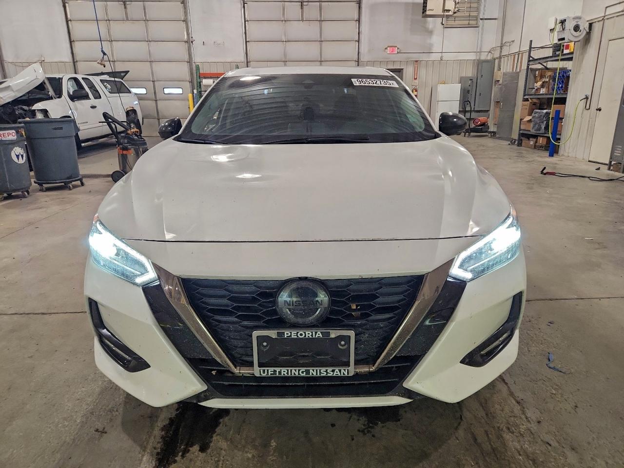 2022 NISSAN SENTRA SR photo 13