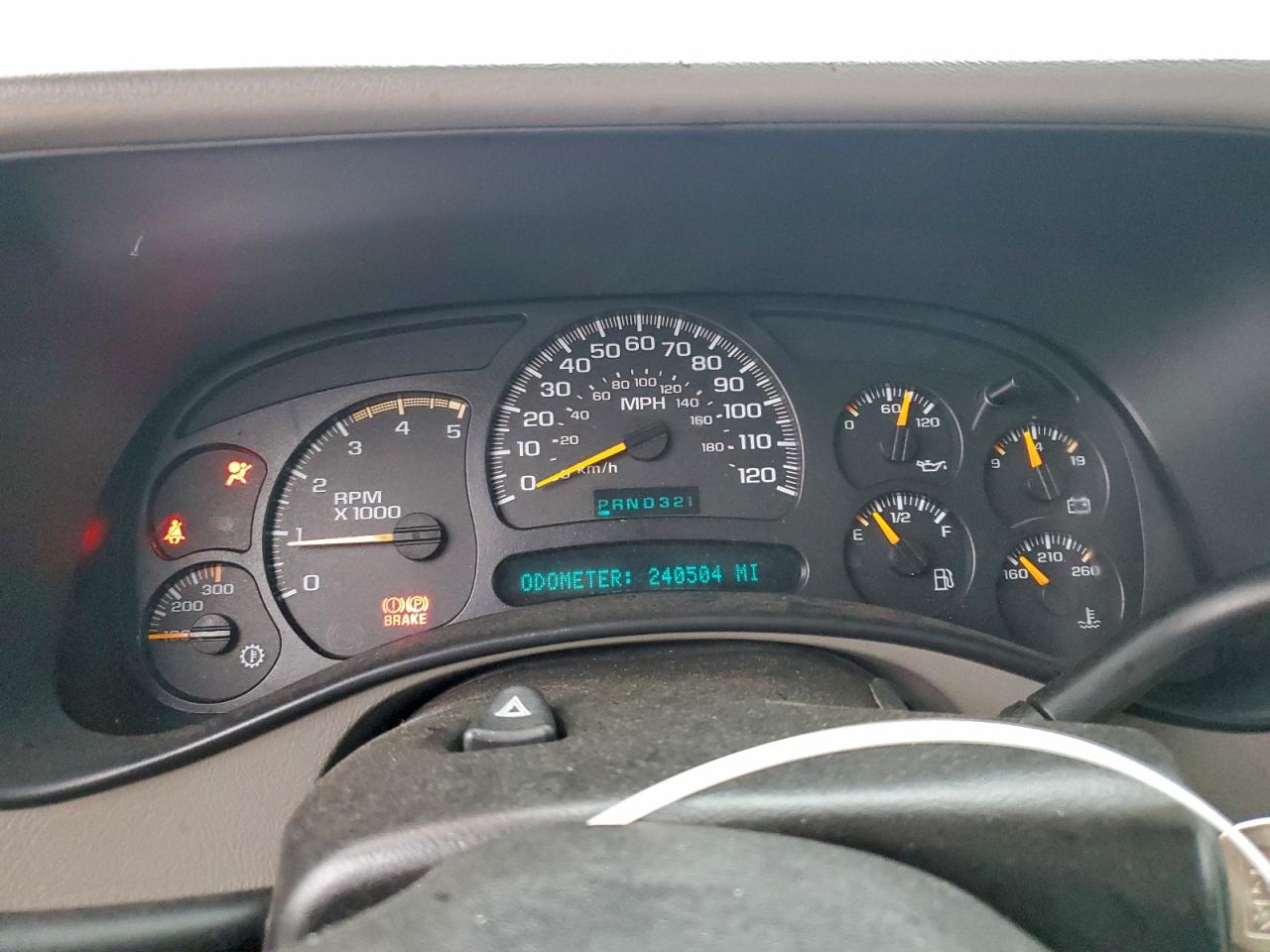 2005 CHEVROLET SILVERADO C2500 HEAVY DUTY photo 25