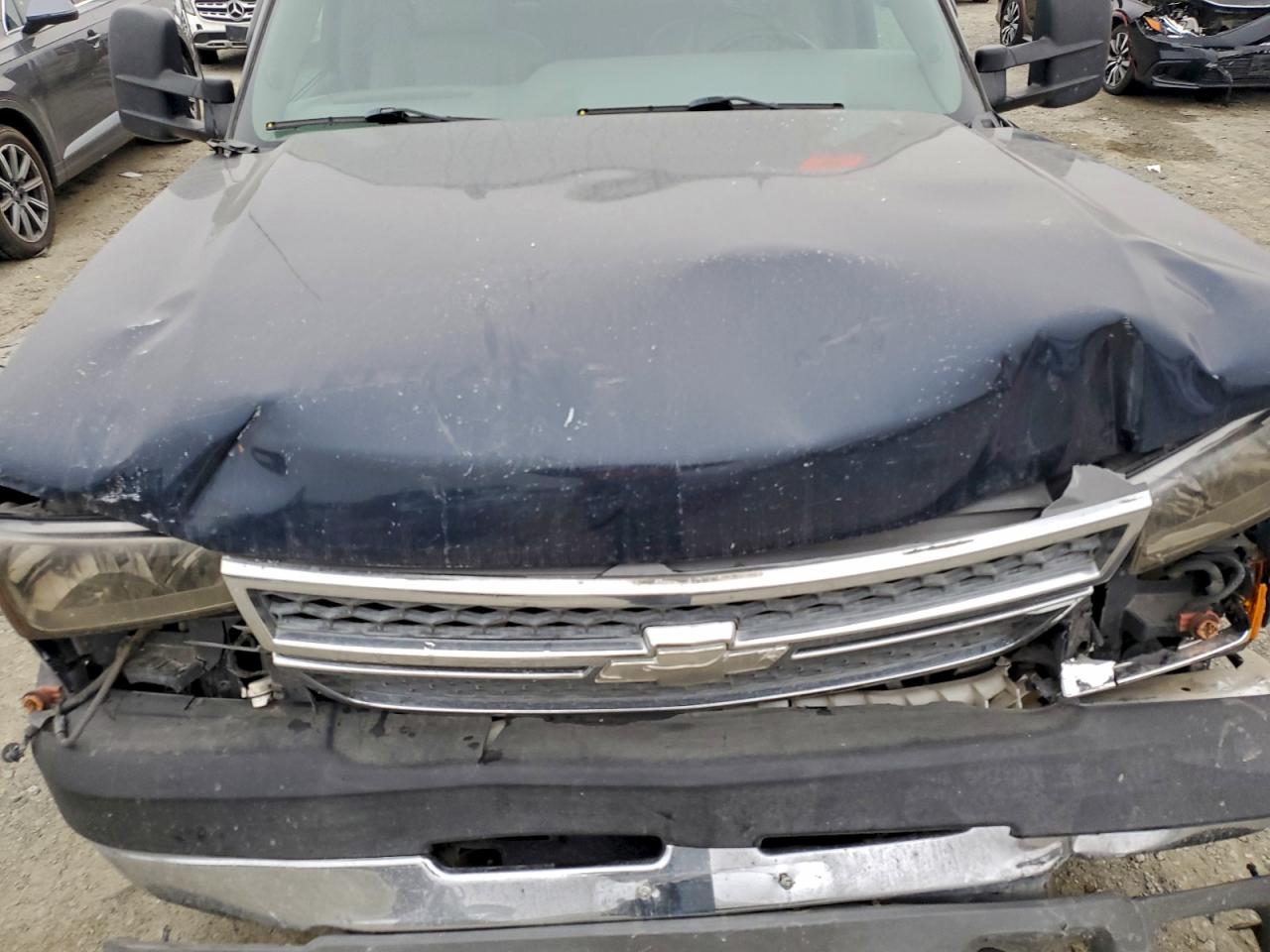 2005 CHEVROLET SILVERADO C2500 HEAVY DUTY photo 31