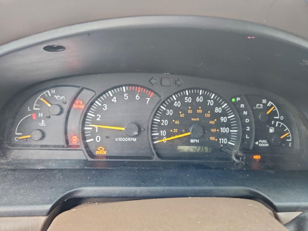 2003 TOYOTA TUNDRA ACCESS CAB SR5 photo 17