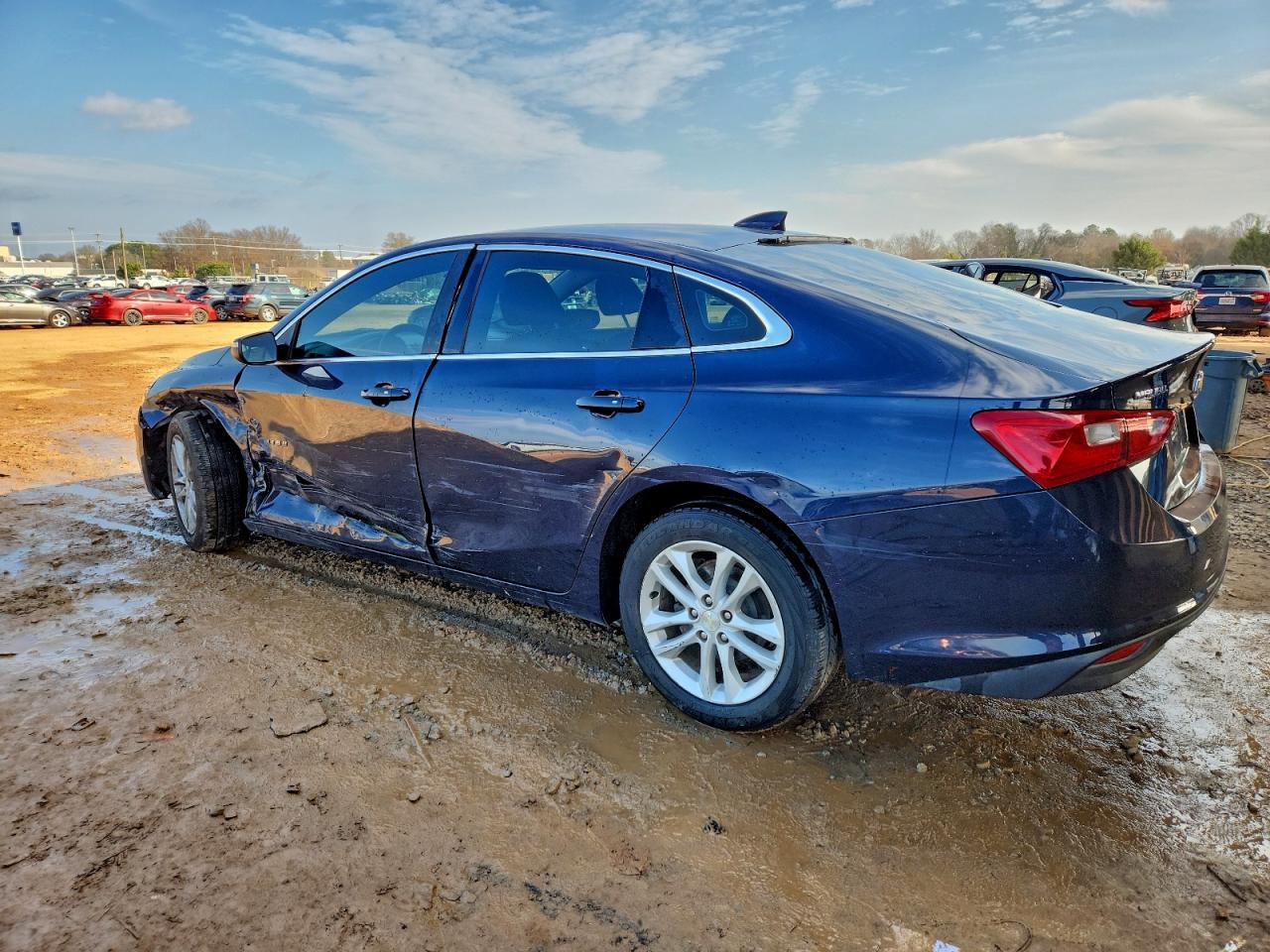 2016 CHEVROLET MALIBU LT photo 2