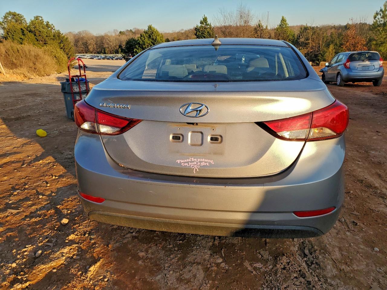 2015 HYUNDAI ELANTRA SE photo 6