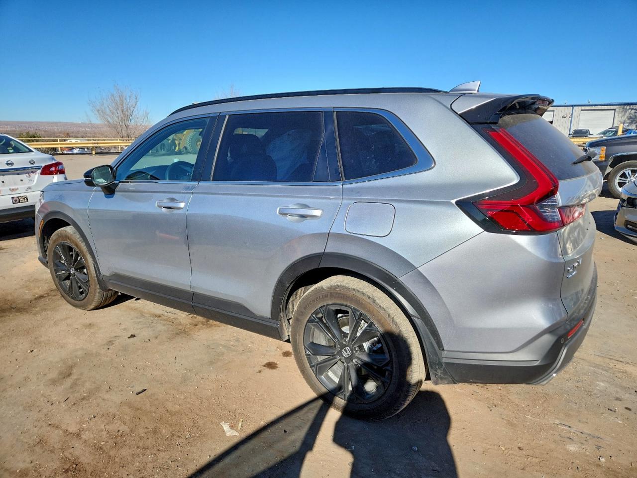 2025 HONDA CR-V SPORT TOURING photo 2
