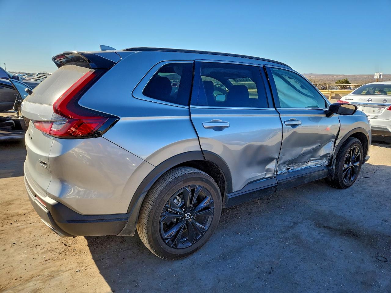 2025 HONDA CR-V SPORT TOURING photo 3