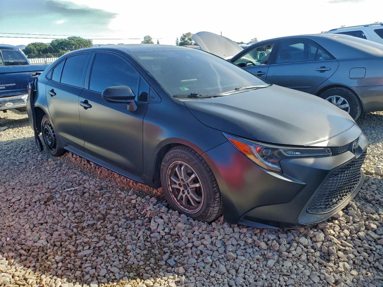 2020 TOYOTA COROLLA LE photo 4