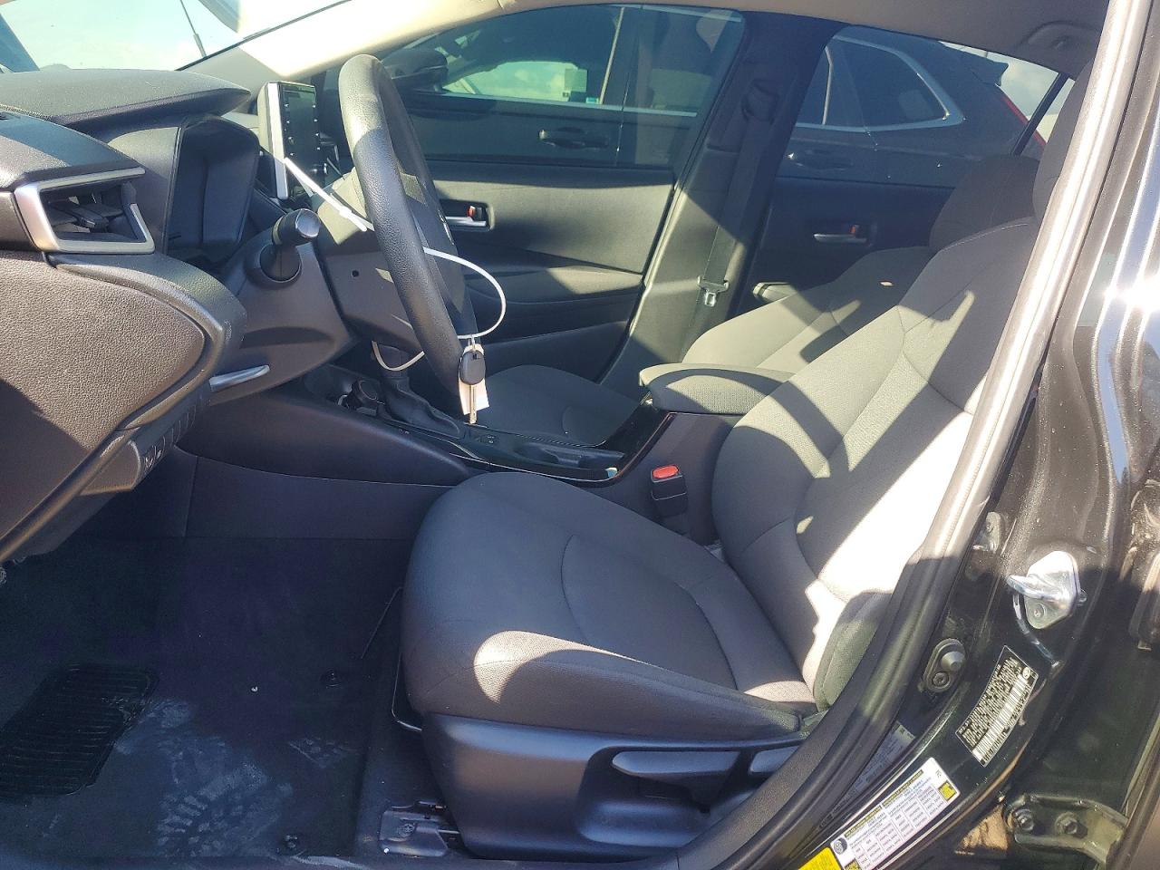 2020 TOYOTA COROLLA LE photo 7