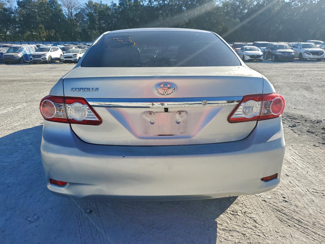 2013 TOYOTA COROLLA BASE photo 16