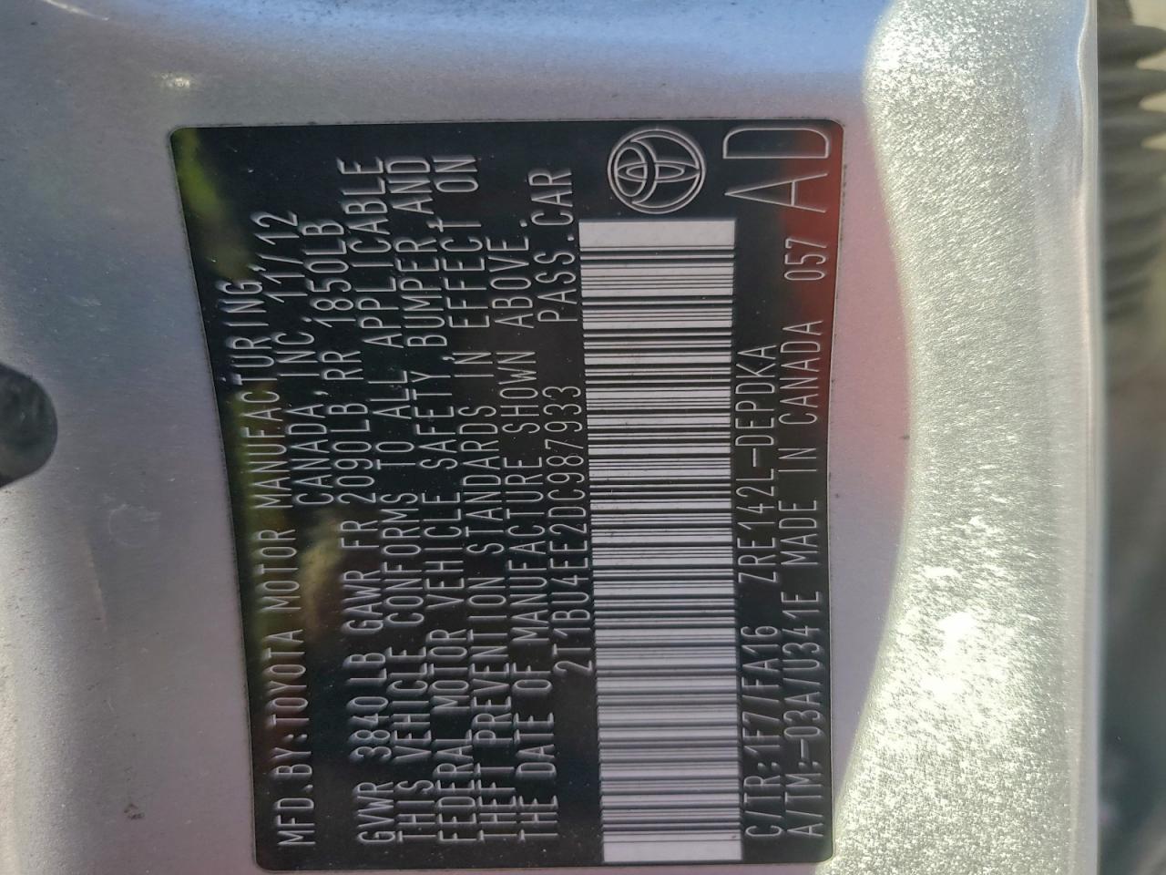2013 TOYOTA COROLLA BASE photo 34