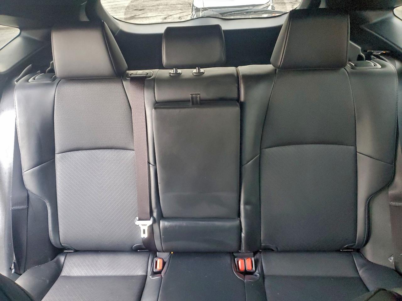 2021 TOYOTA VENZA LE photo 10