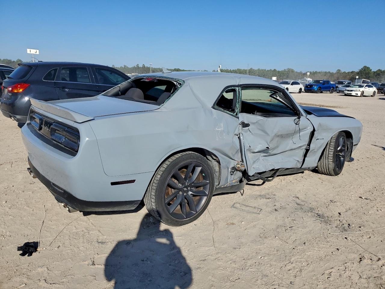 2022 DODGE CHALLENGER R/T photo 5