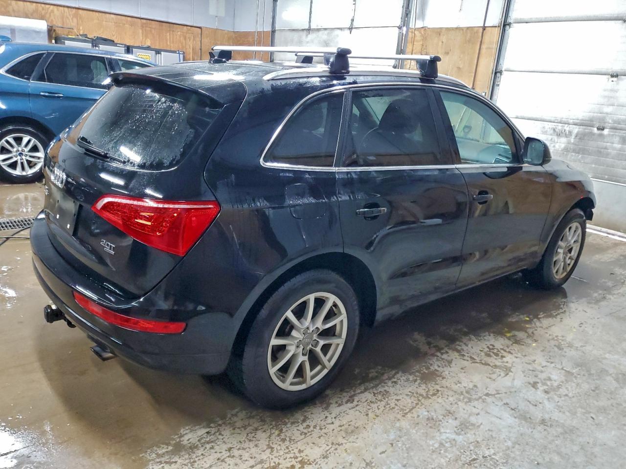 2012 AUDI Q5 PREMIUM PLUS photo 3
