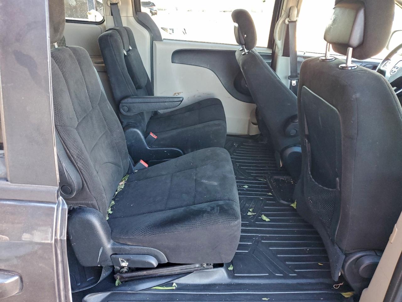 2012 DODGE GRAND CARAVAN SXT photo 21