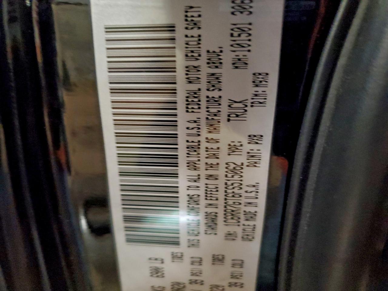2015 RAM 1500 SLT photo 23