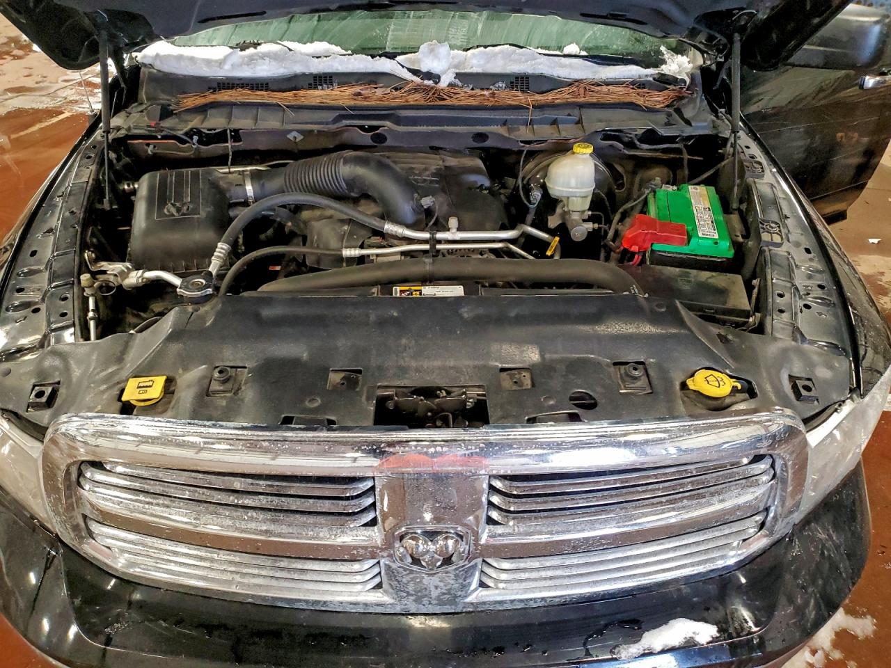 2015 RAM 1500 SLT photo 21