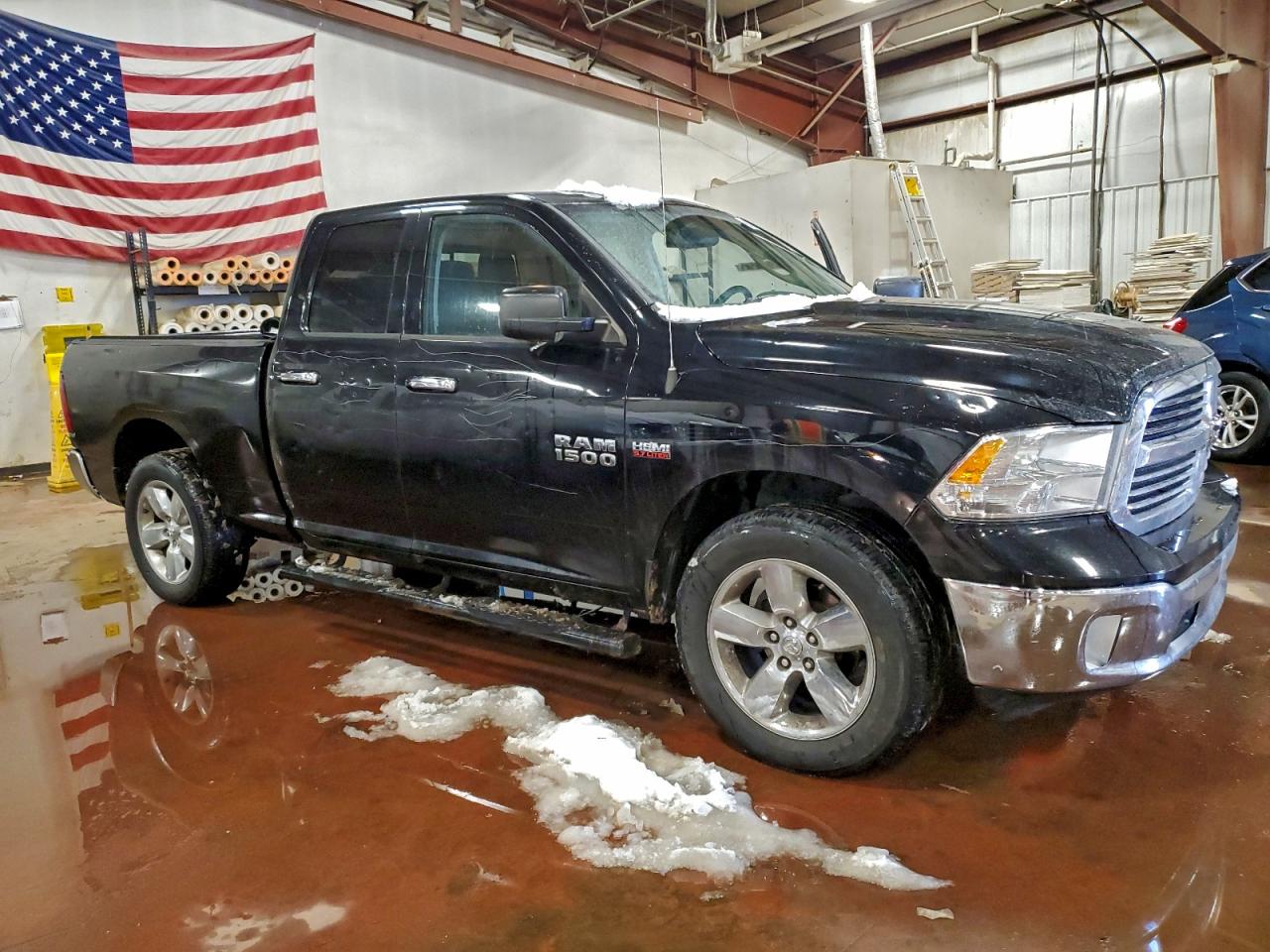 2015 RAM 1500 SLT photo 7
