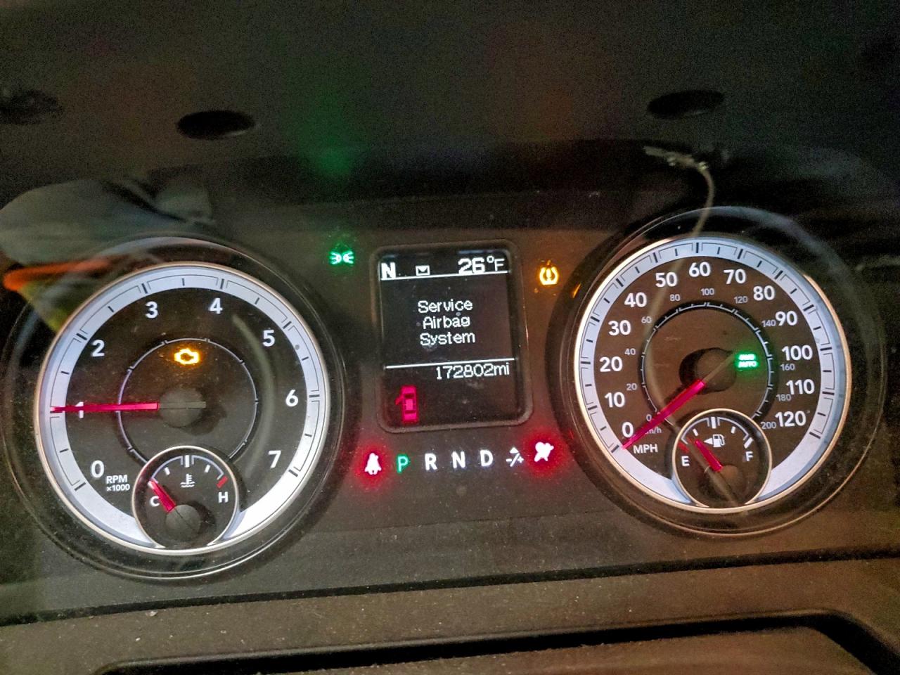 2015 RAM 1500 SLT photo 17