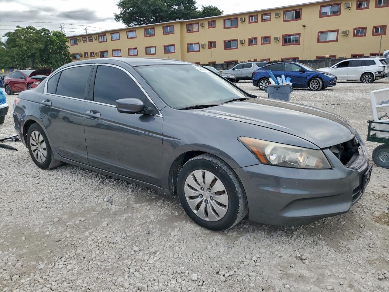 2012 HONDA ACCORD LX photo 4