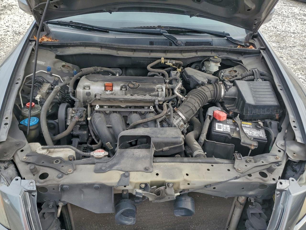 2012 HONDA ACCORD LX photo 11