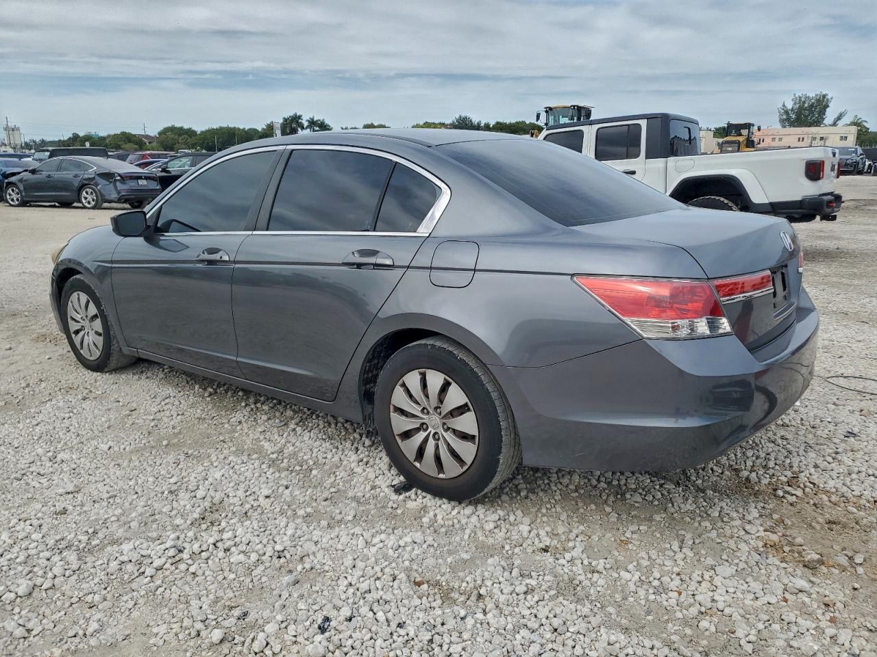 2012 HONDA ACCORD LX photo 2