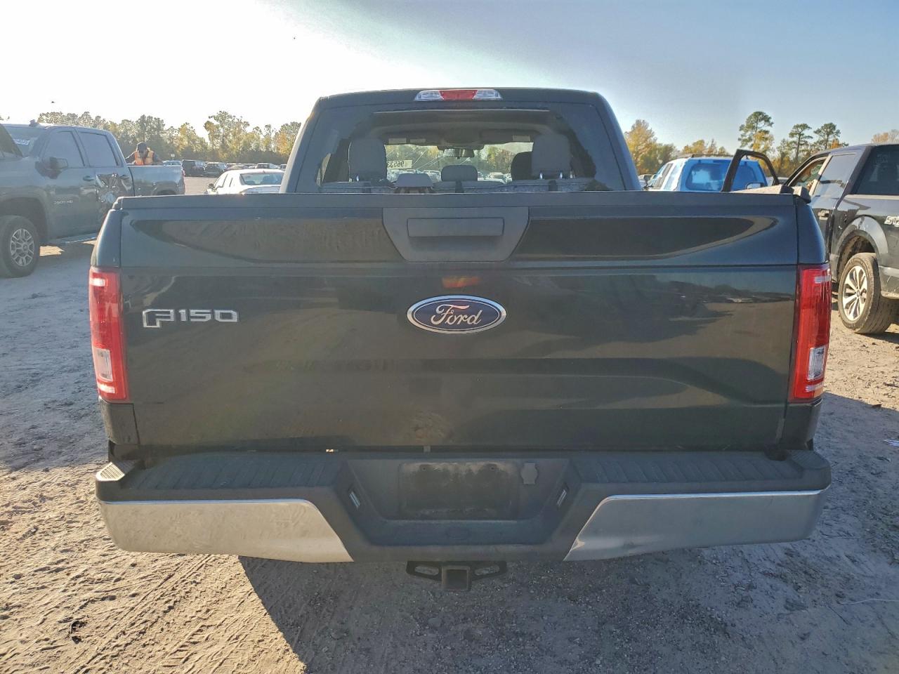 2017 FORD F150 SUPERCREW photo 6