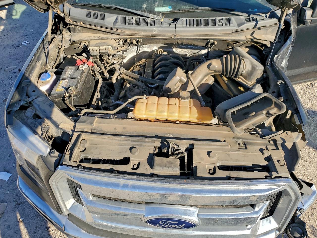 2017 FORD F150 SUPERCREW photo 11