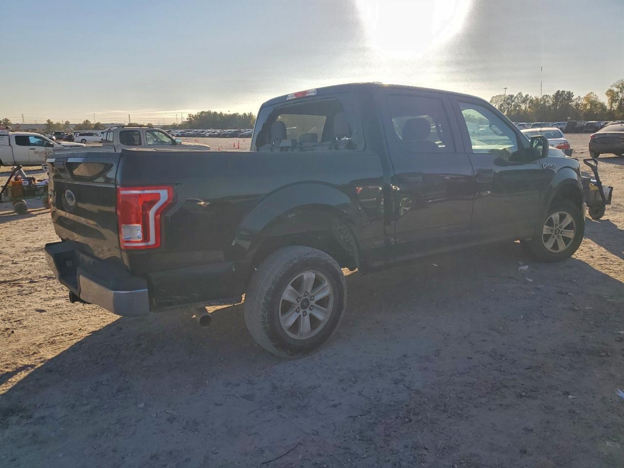 2017 FORD F150 SUPERCREW photo 3