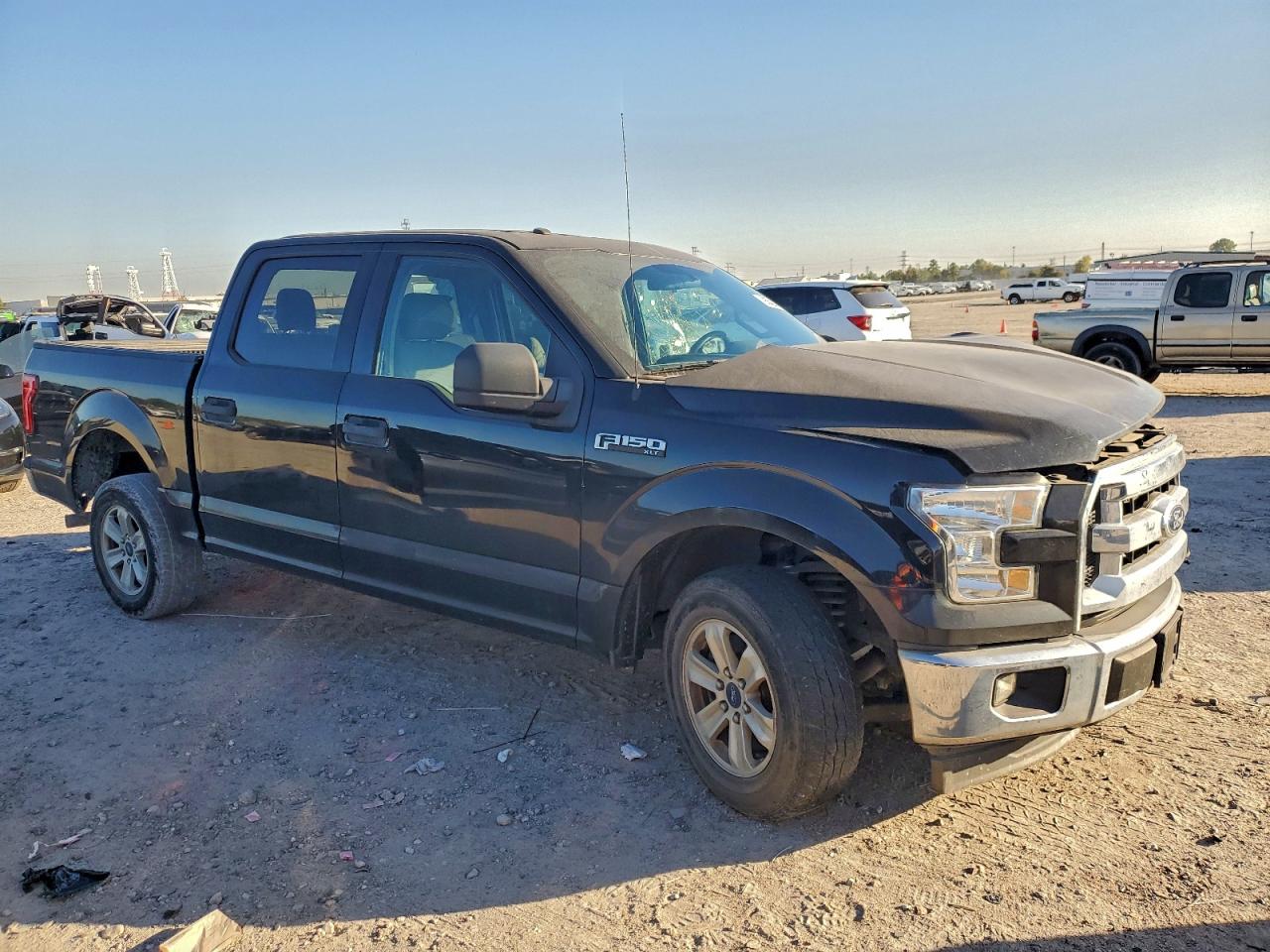 2017 FORD F150 SUPERCREW photo 4