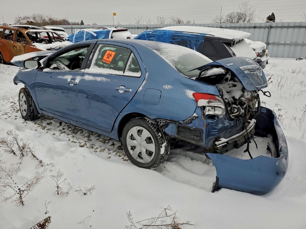 2008 TOYOTA YARIS photo 2