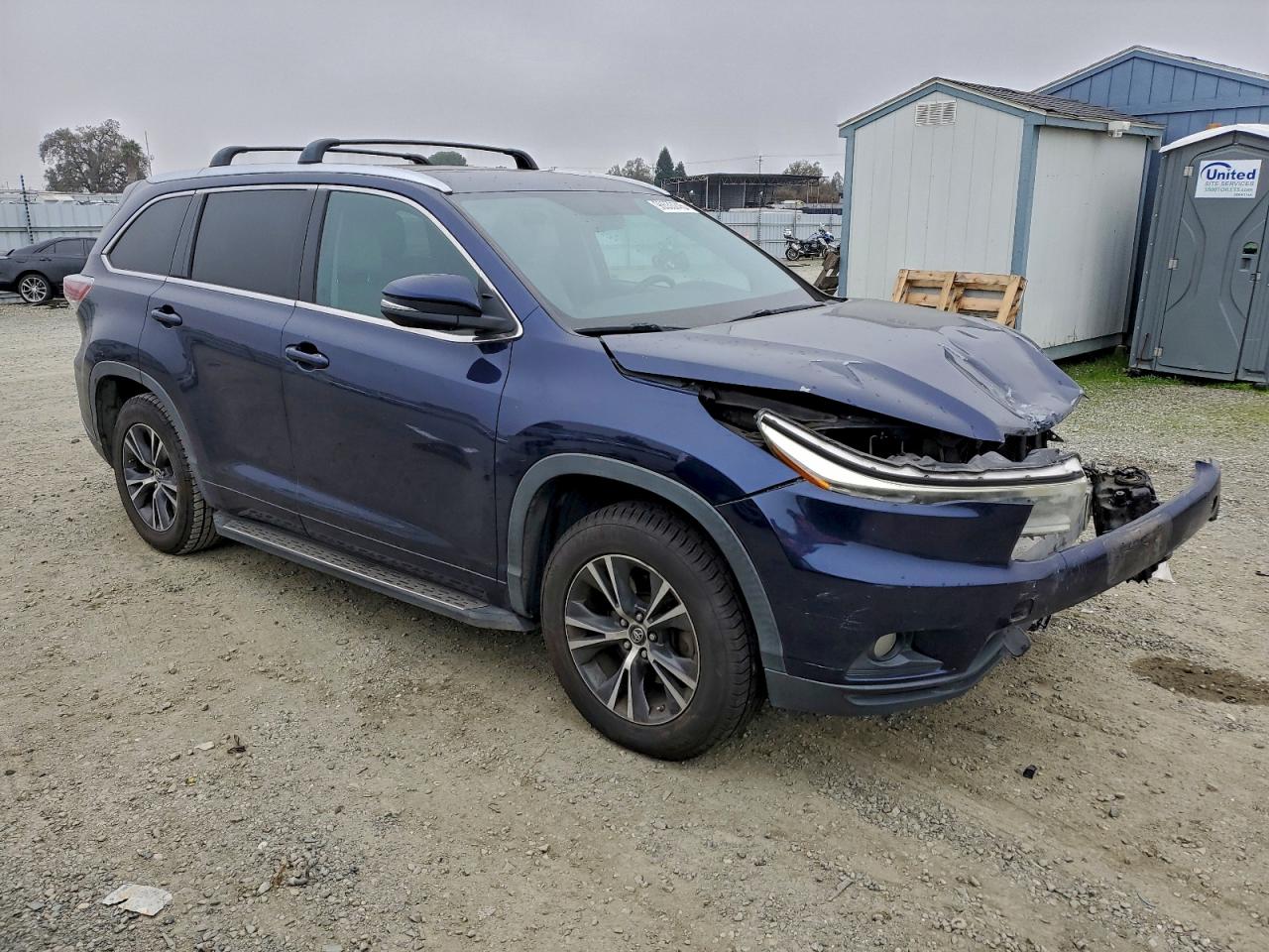 2016 TOYOTA HIGHLANDER XLE photo 7