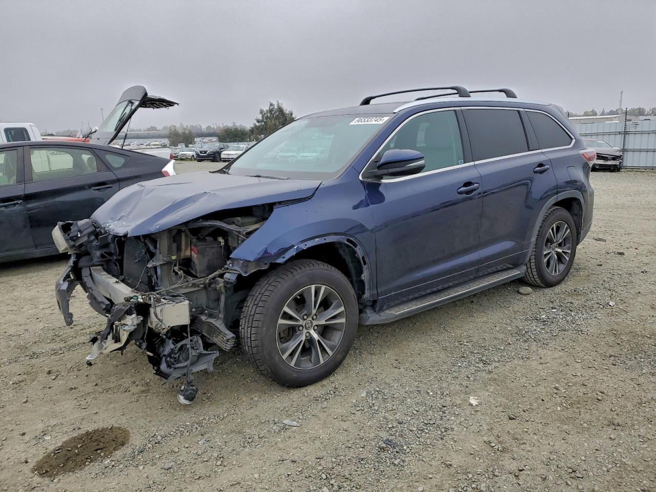 2016 TOYOTA HIGHLANDER XLE — FRONT END damage — photo 1