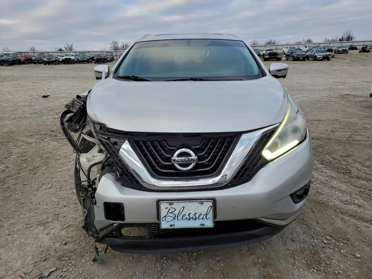 2017 NISSAN MURANO S photo 9