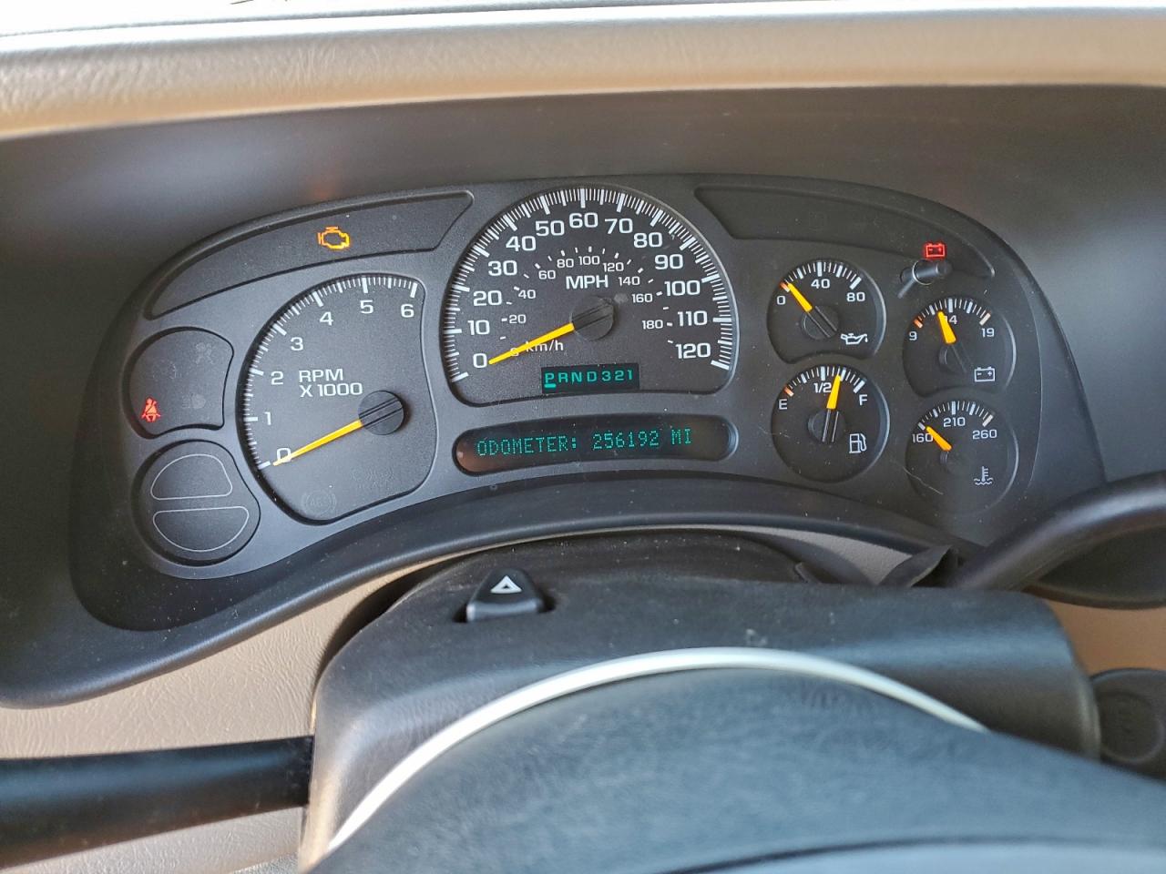 2003 GMC YUKON photo 25