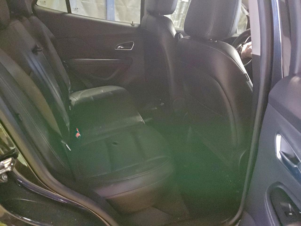 2015 BUICK ENCORE photo 31