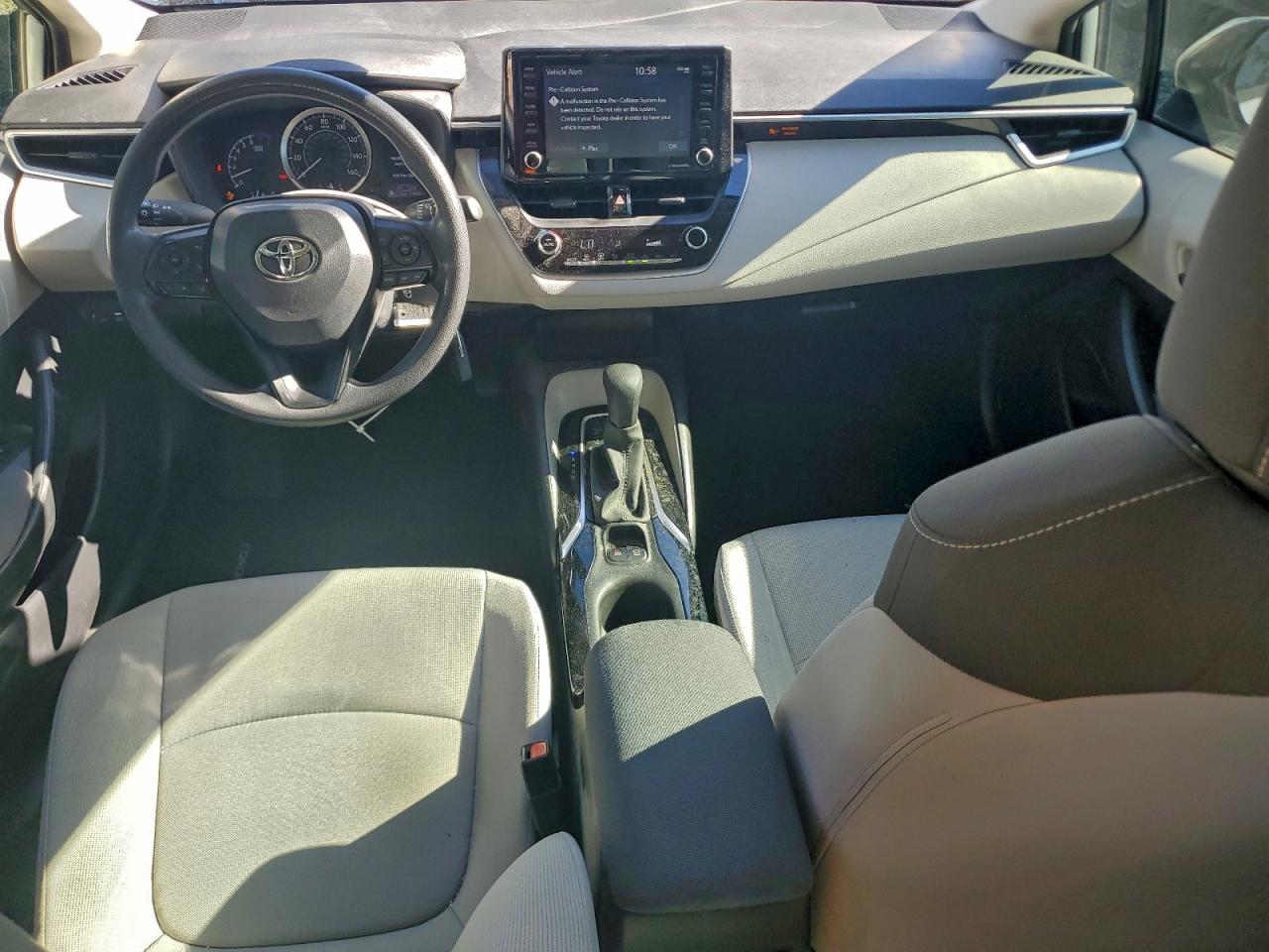 2022 TOYOTA COROLLA LE photo 8