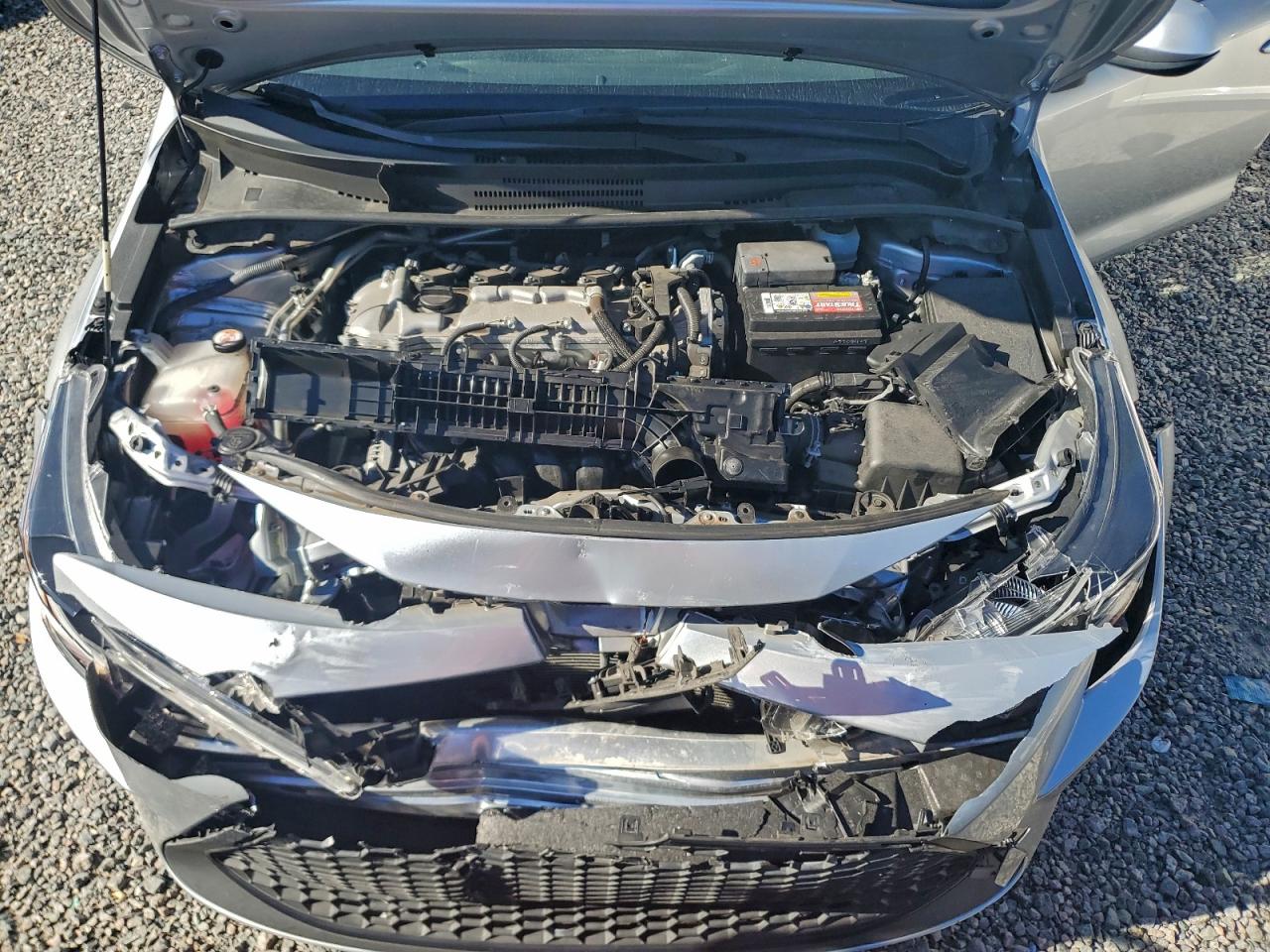 2022 TOYOTA COROLLA LE photo 11