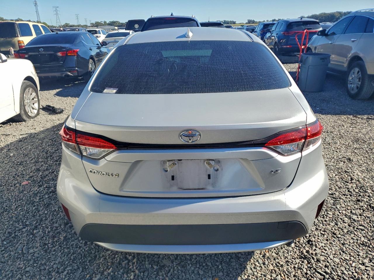 2022 TOYOTA COROLLA LE photo 6