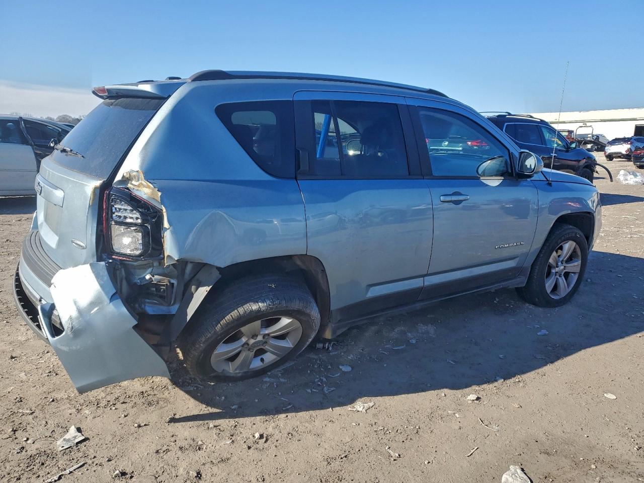 2014 JEEP COMPASS LATITUDE photo 3