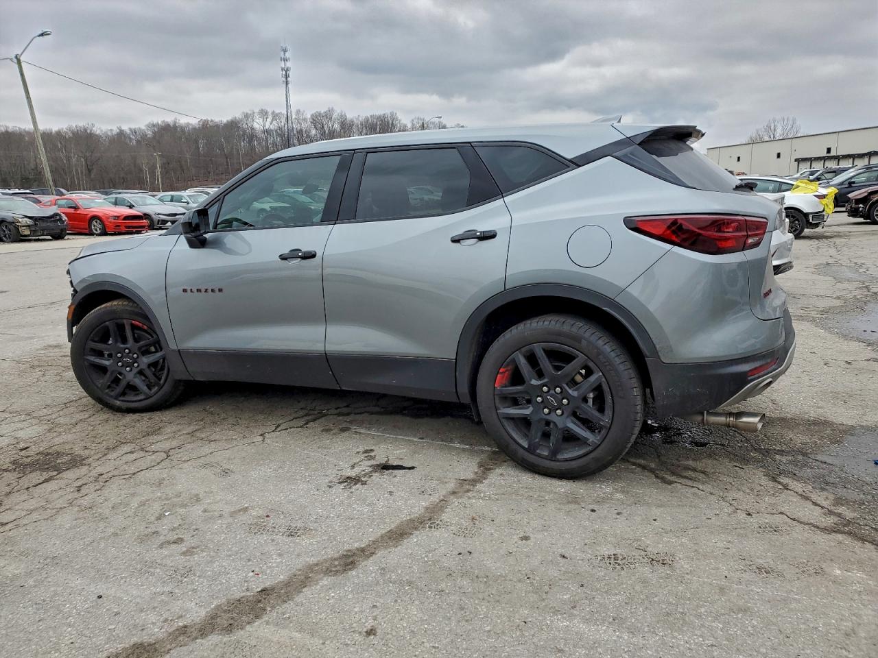 2025 CHEVROLET BLAZER 2LT photo 2