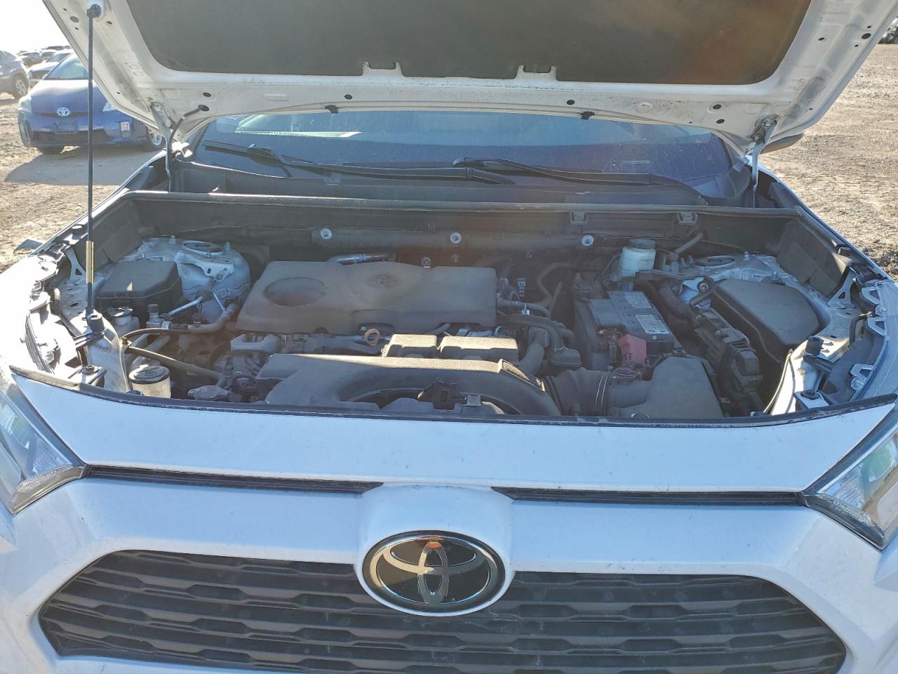 2021 TOYOTA RAV4 XLE photo 11
