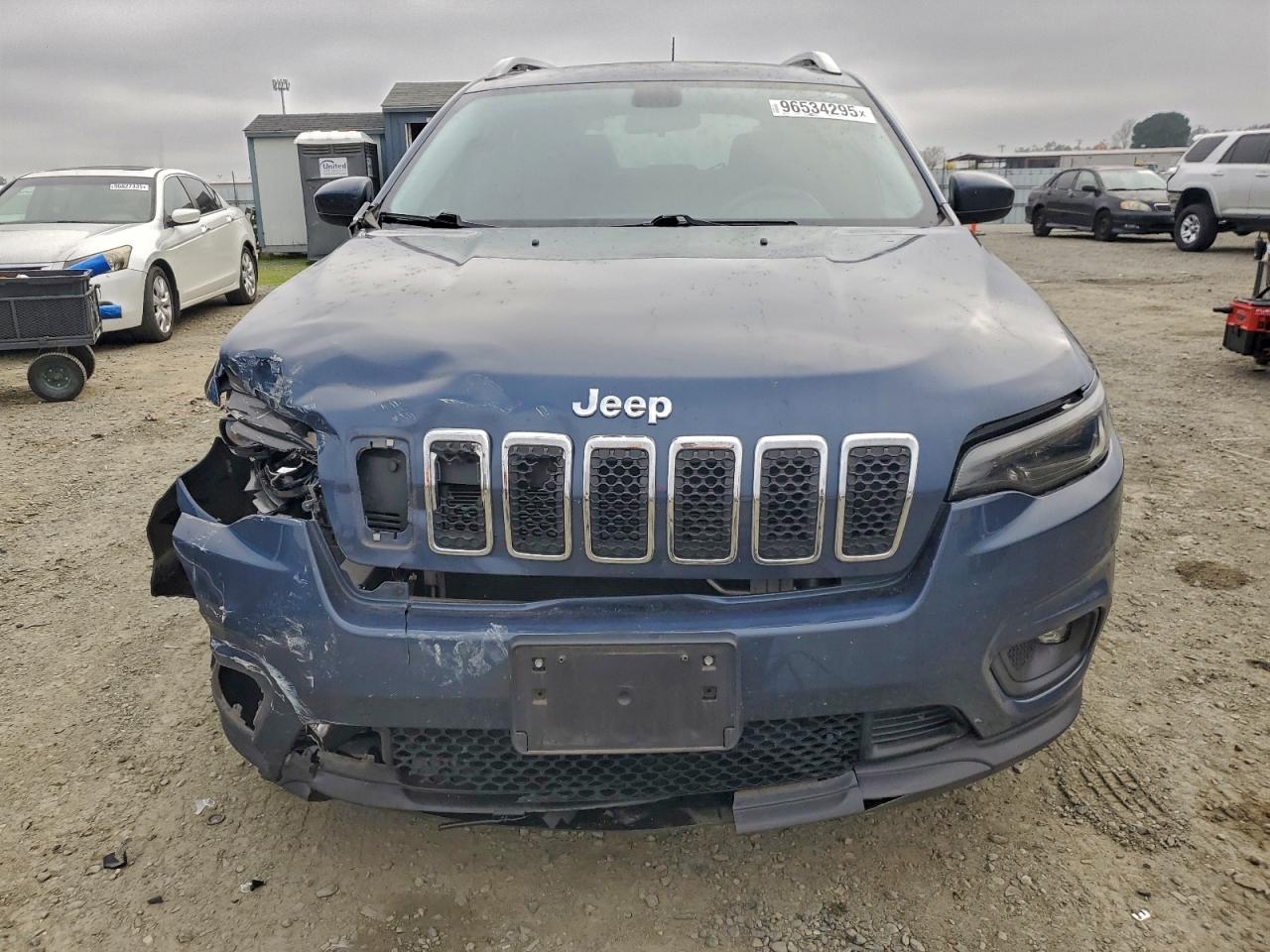 2019 JEEP CHEROKEE LATITUDE photo 5