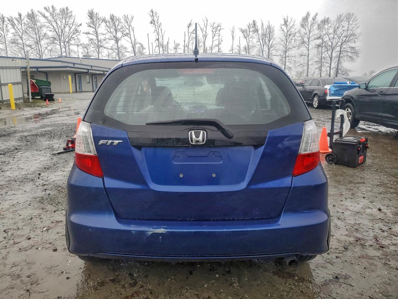 2013 HONDA FIT photo 6